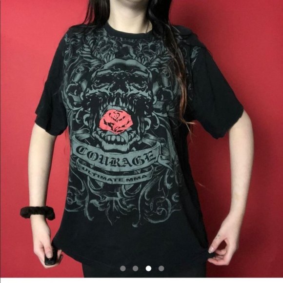 Skull and rose ultimate MMA tee shirt ?????? - Picture 3 of 4